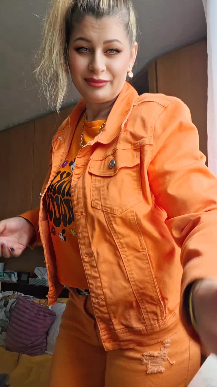 @Șefa Blondy🥰