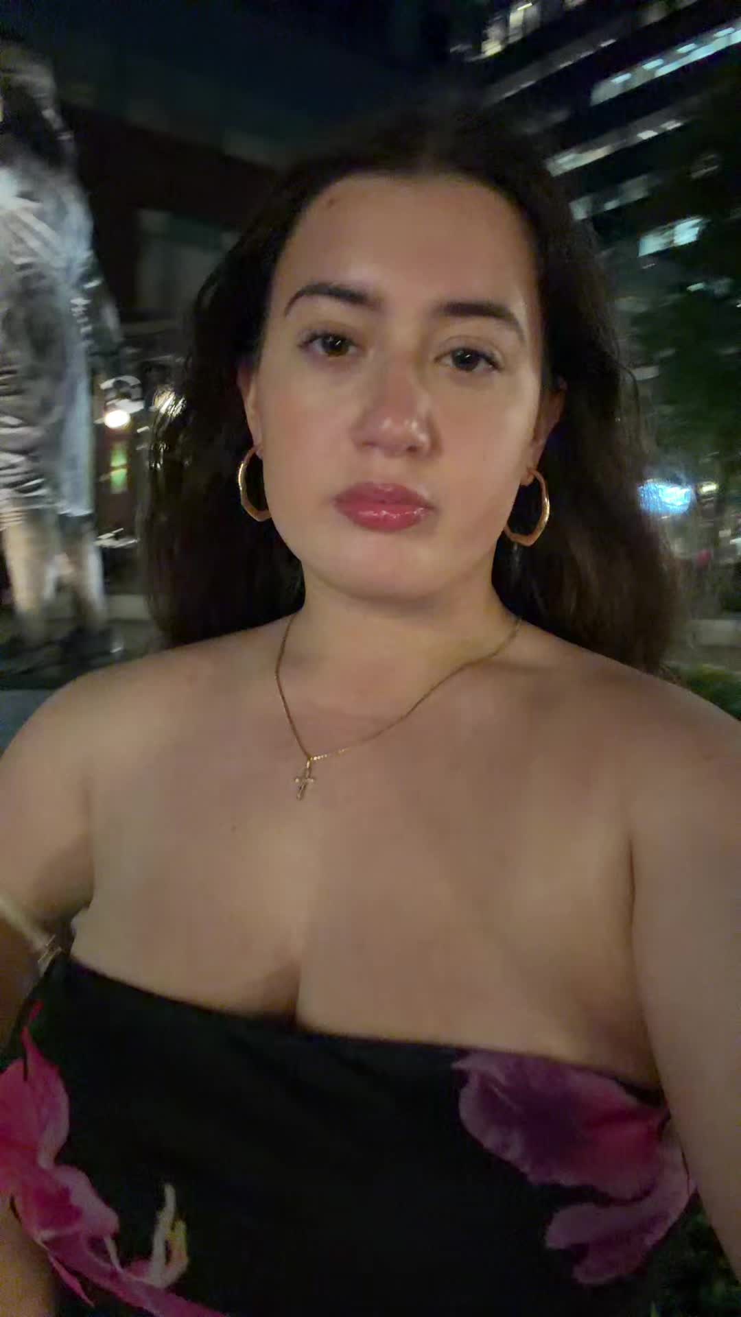 @liv<33
