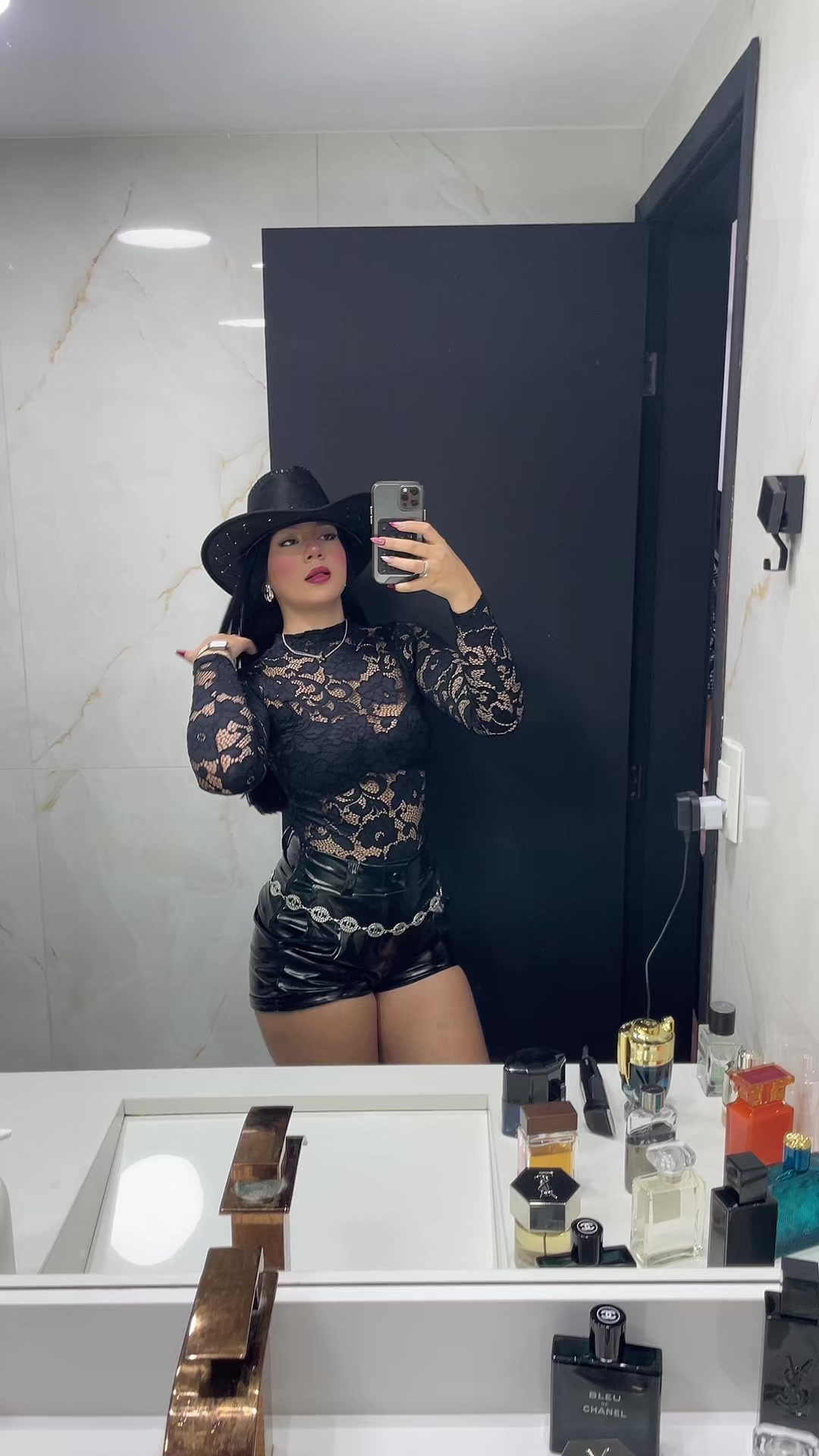 @maria