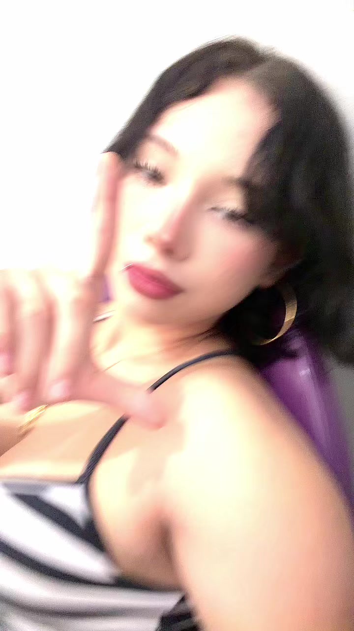 @ラリサ