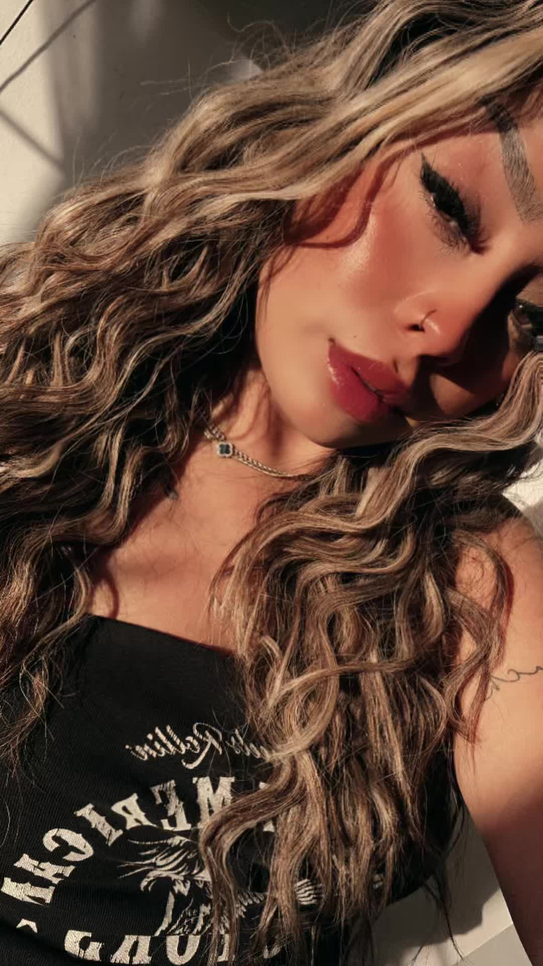 @Lizz_Escobar🍒