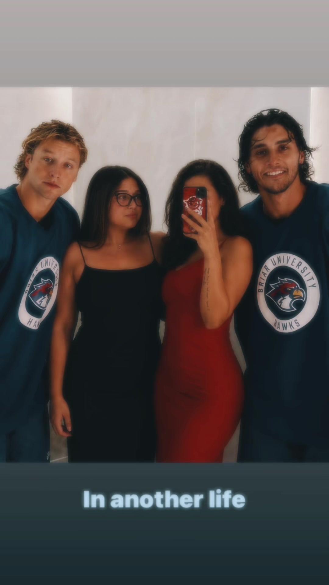 @anninaaina