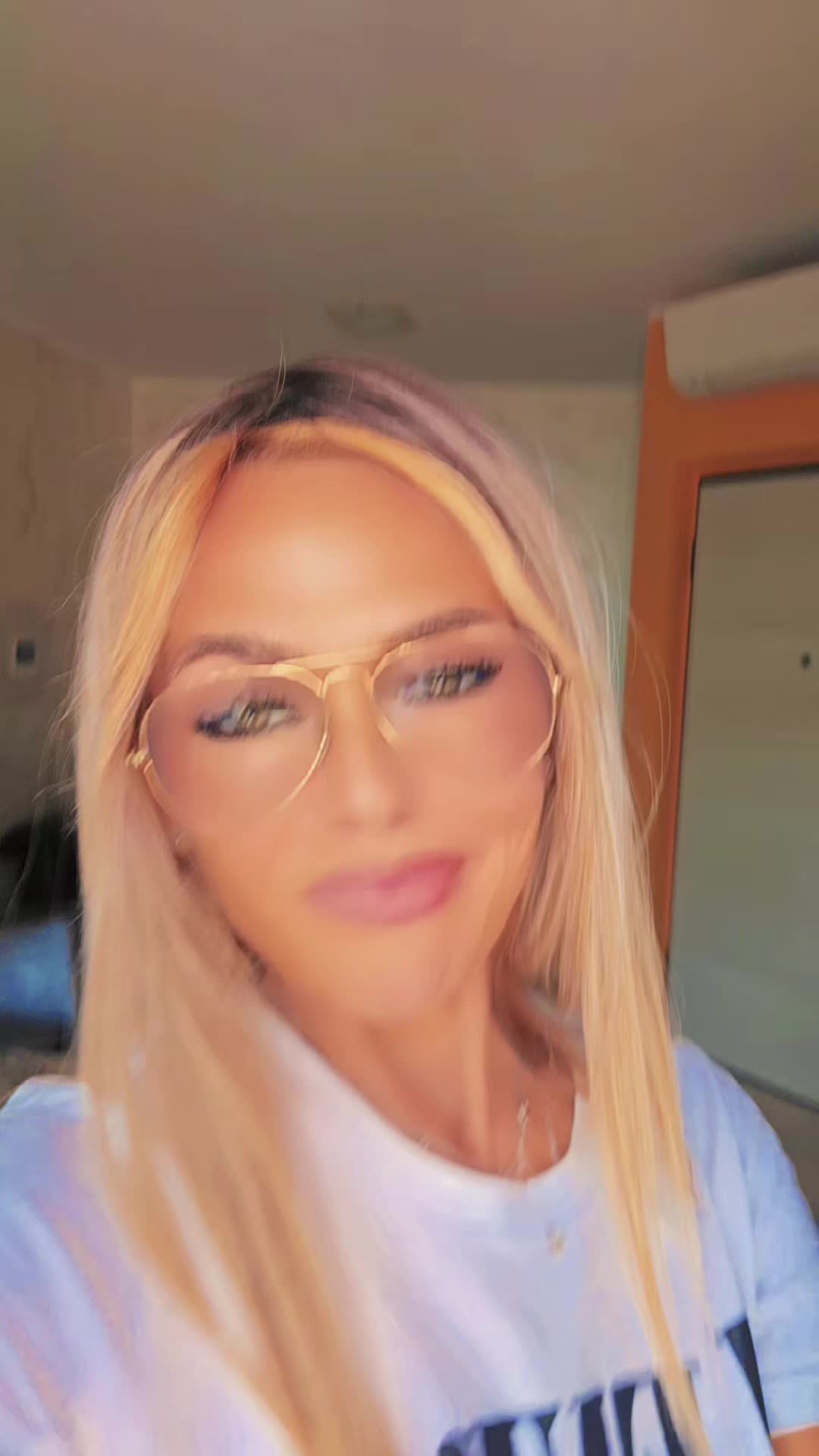 @anna