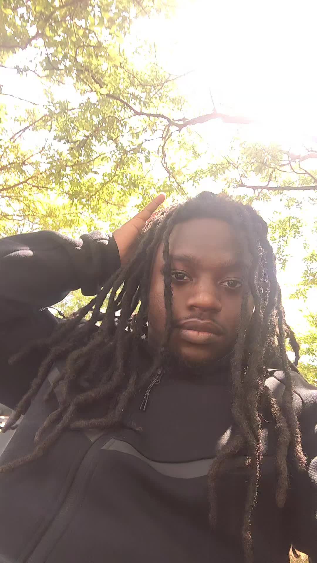 @lifewithcoolguy