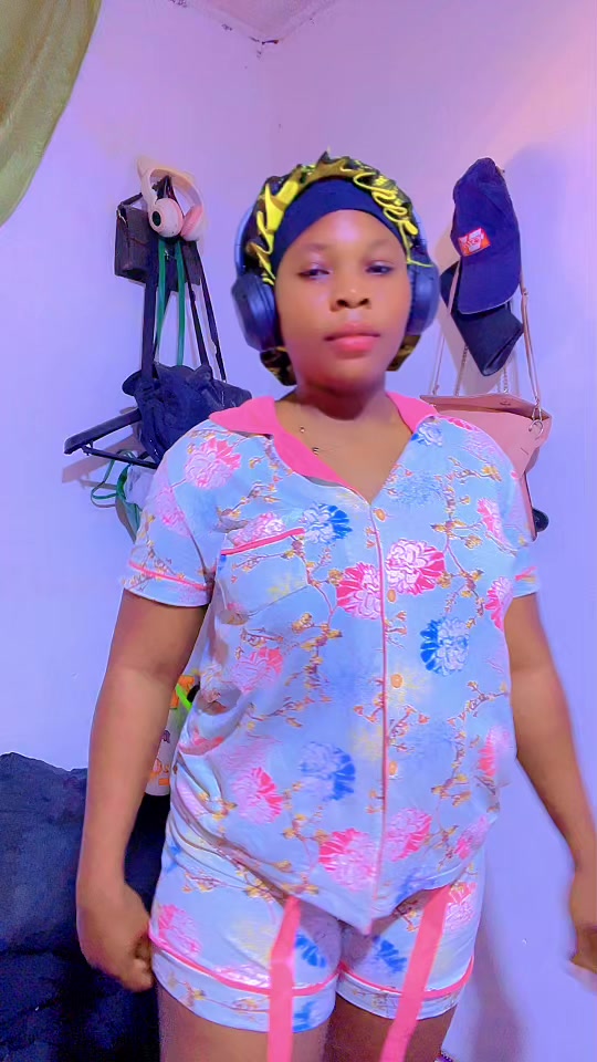 @YK FLASH OLA🩷💙