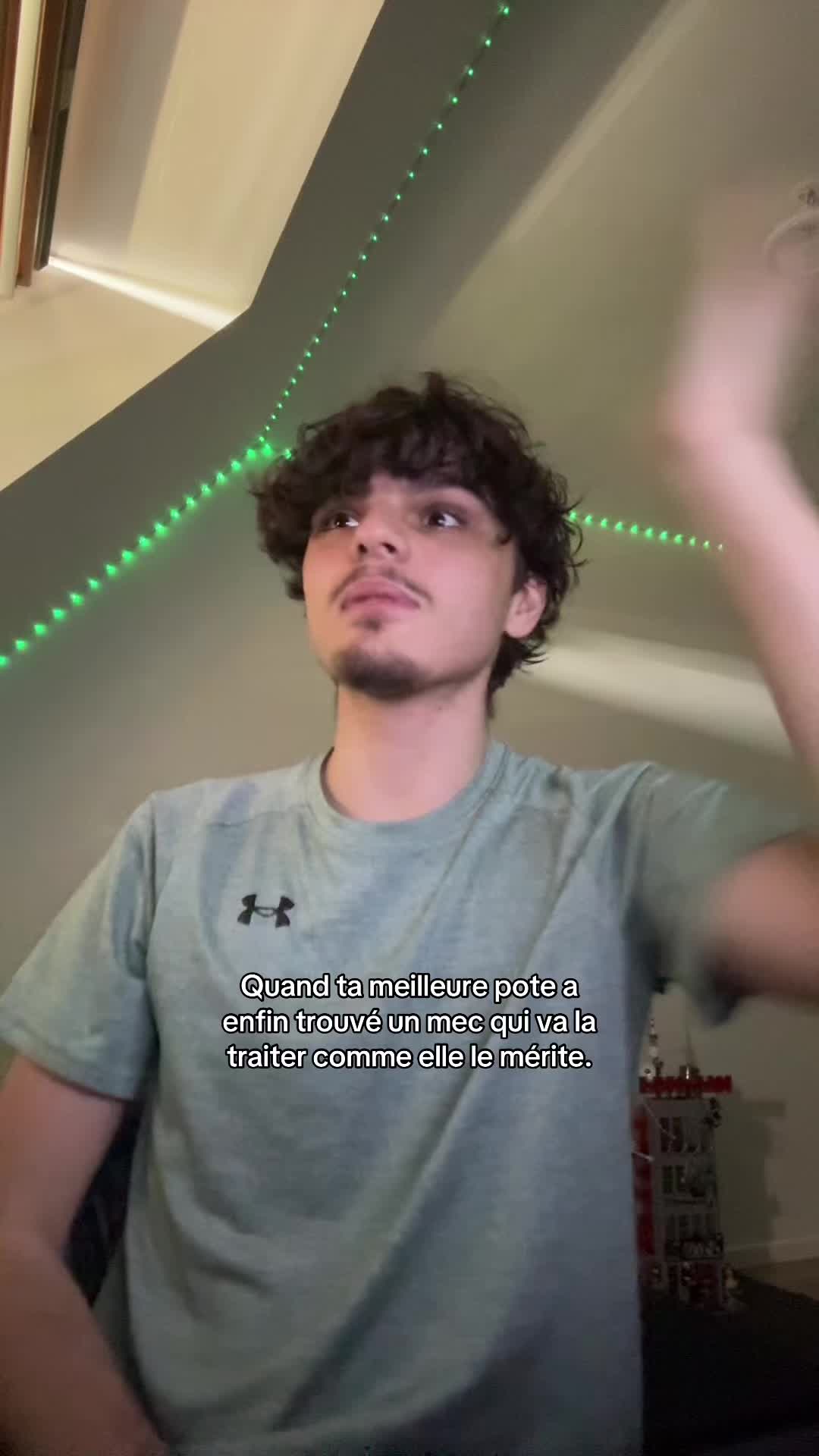 @E’