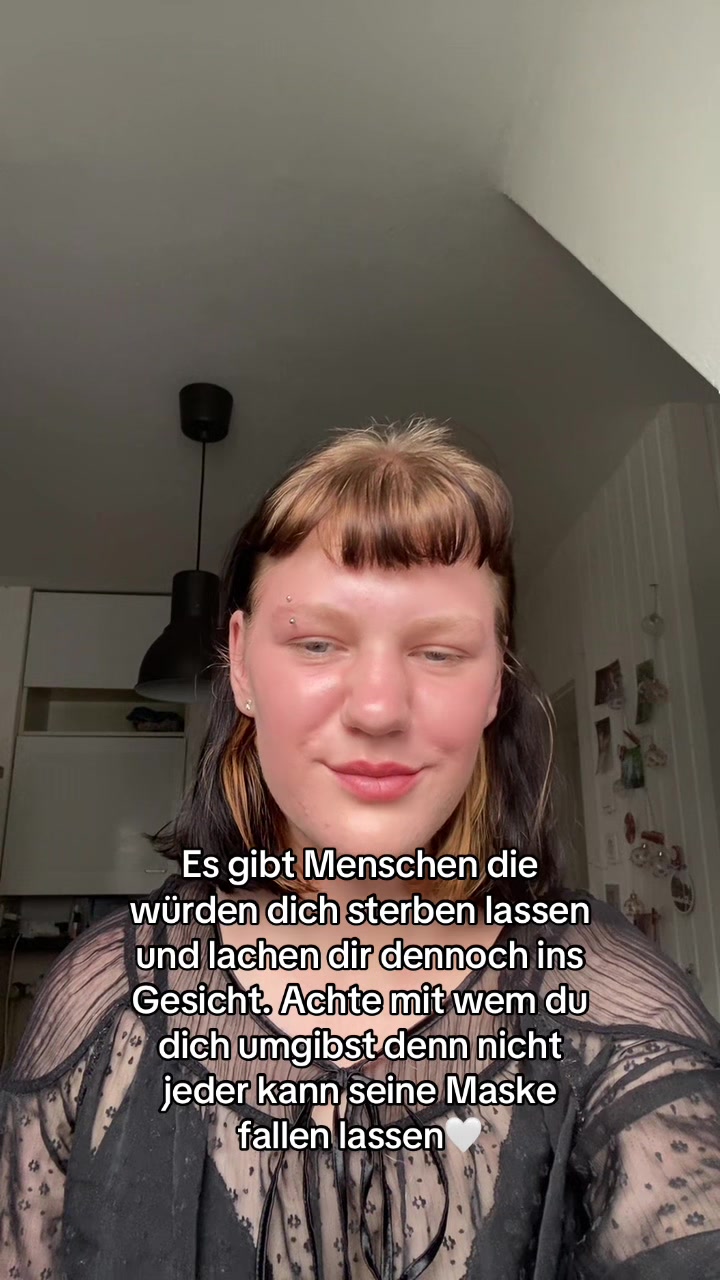 @Katherina 🤍🥀 J