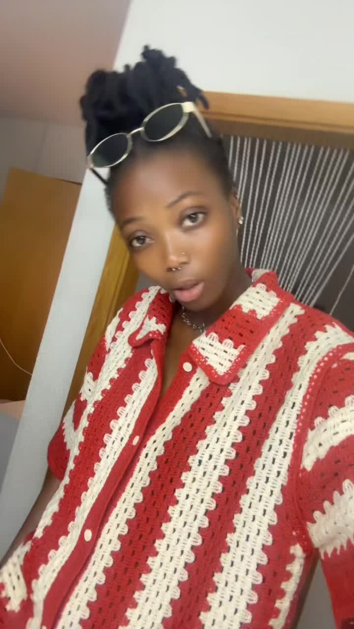 @Dee🥥🌴🤎