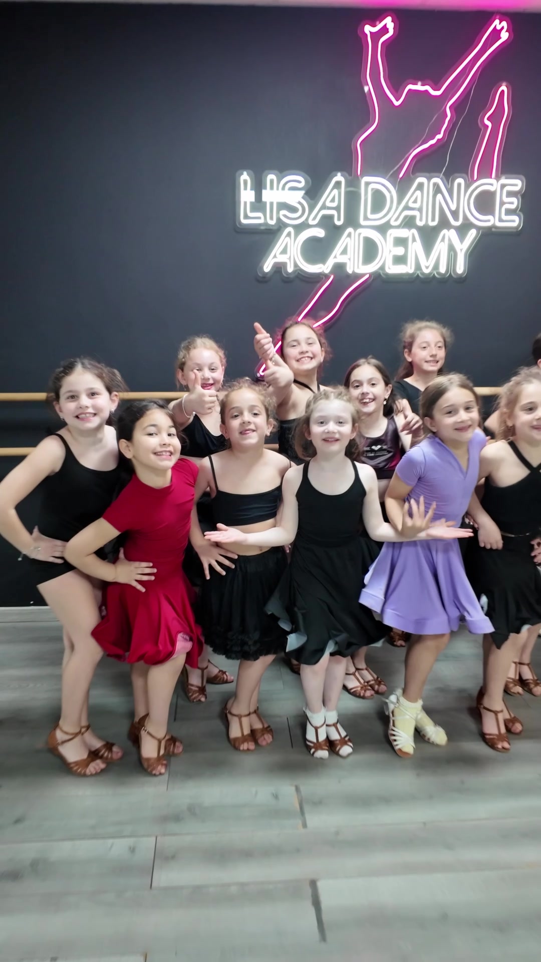 @LisaDanceAcademy⭐️OFFICIAL