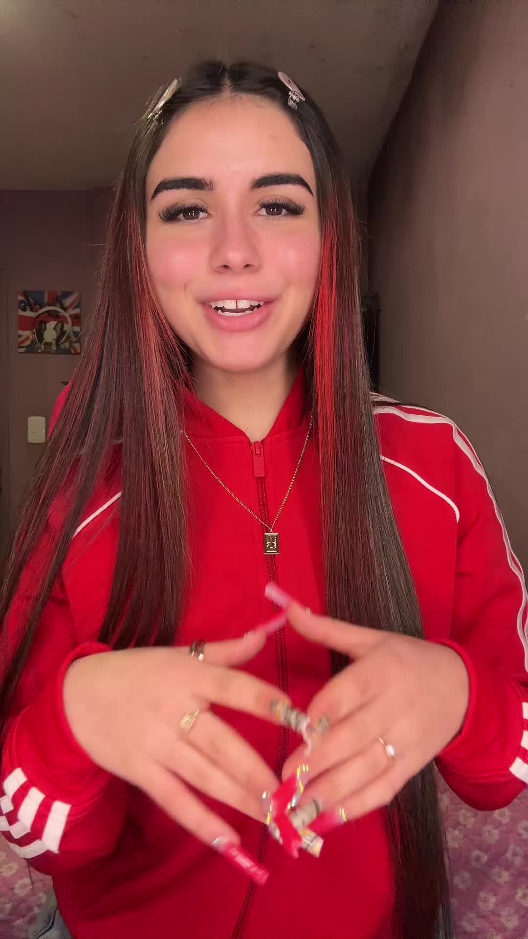 @LARECHETOMAL 💋