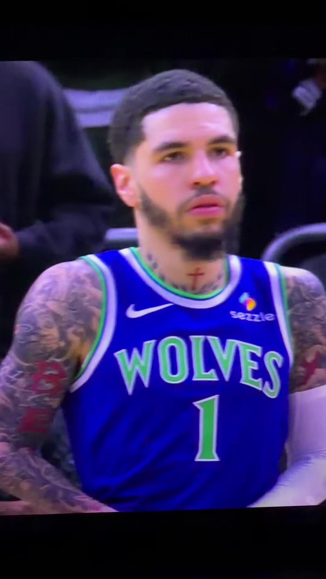 @armanibuckets
