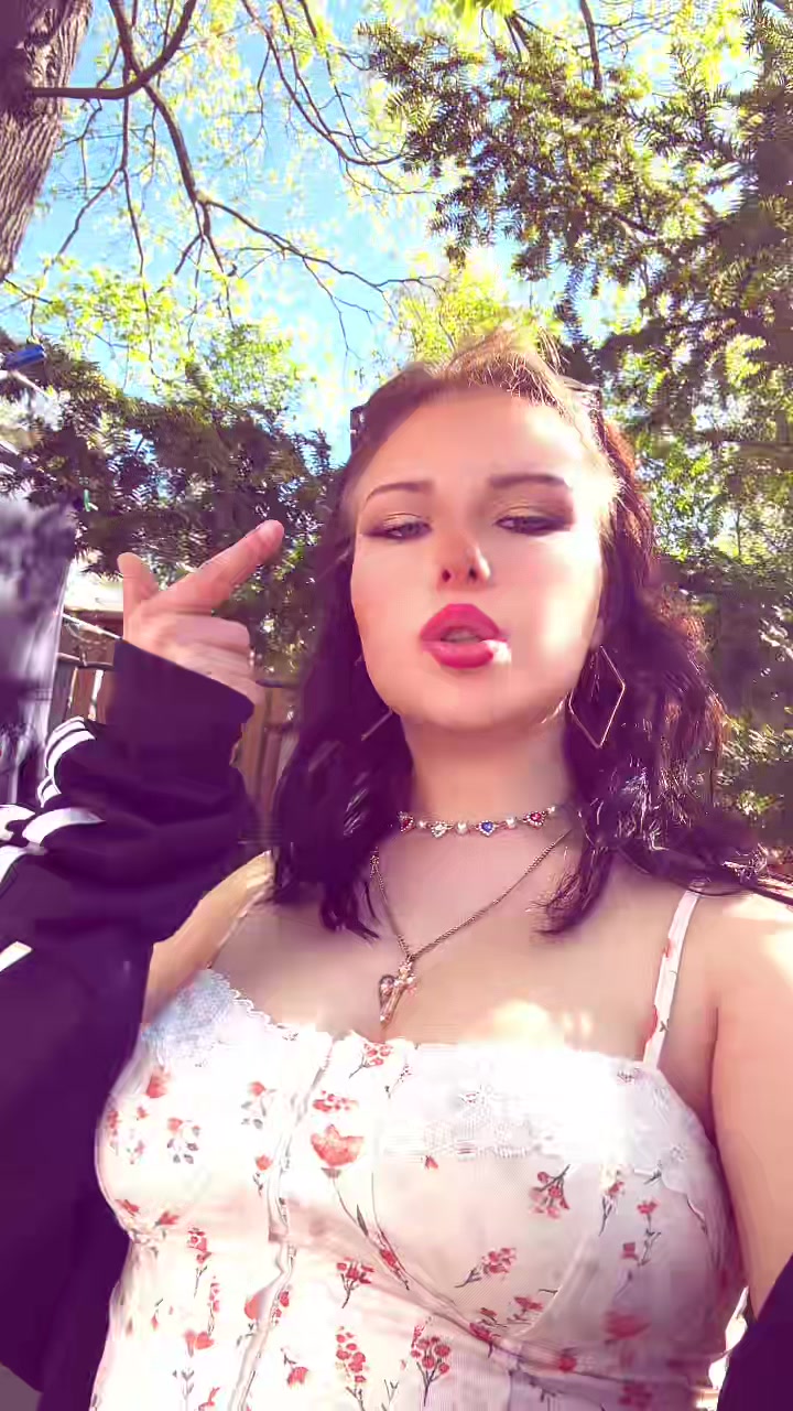 @Sabrina 🫐