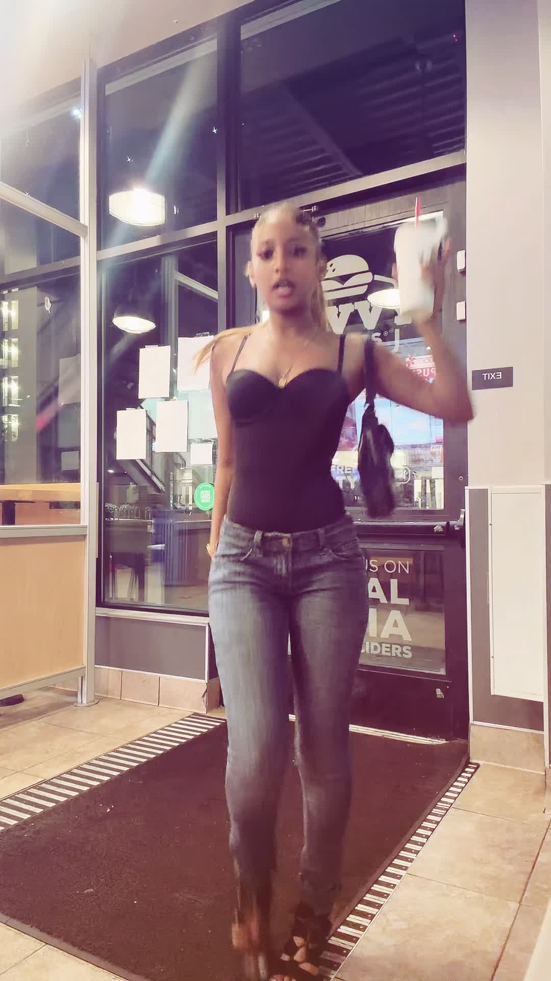 @ilovemyninaa