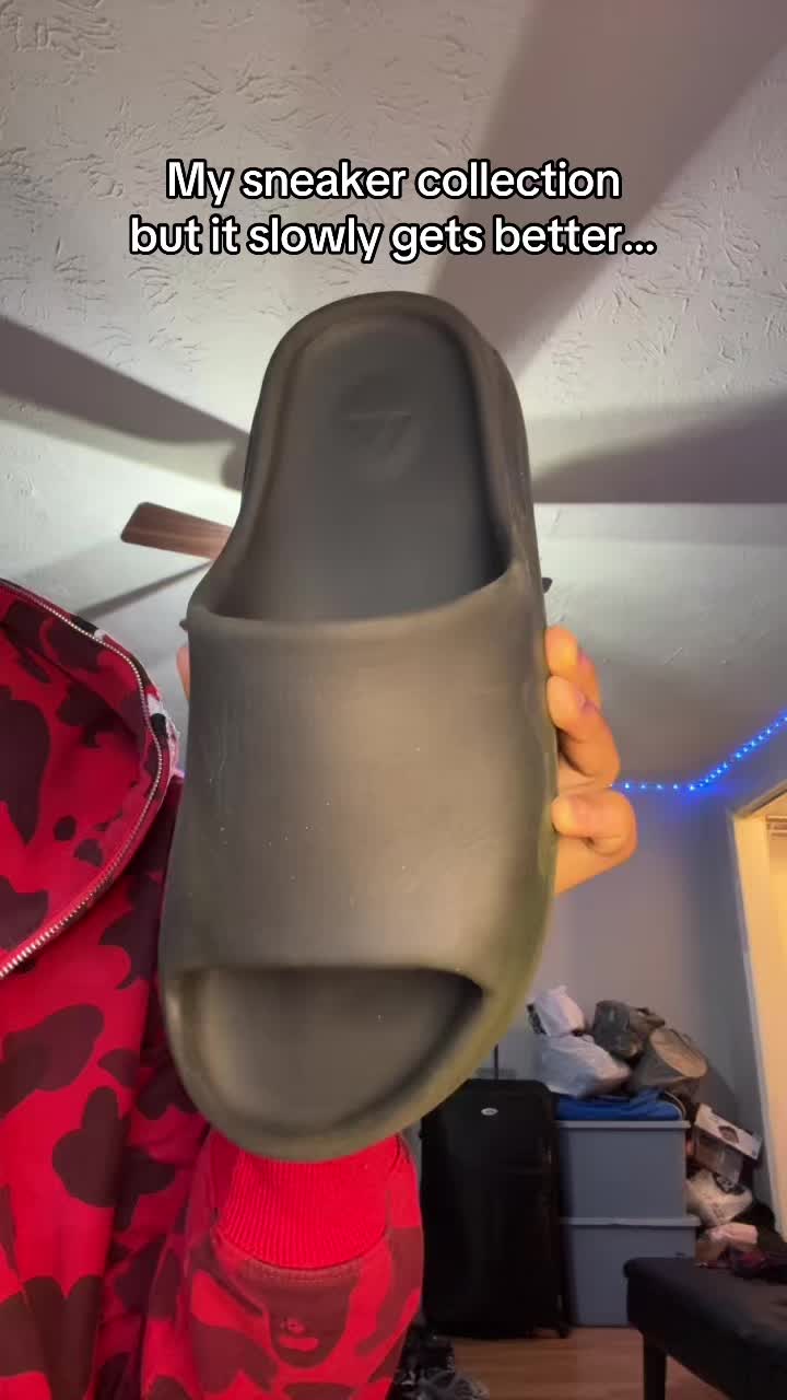 @SneakerLuverDude