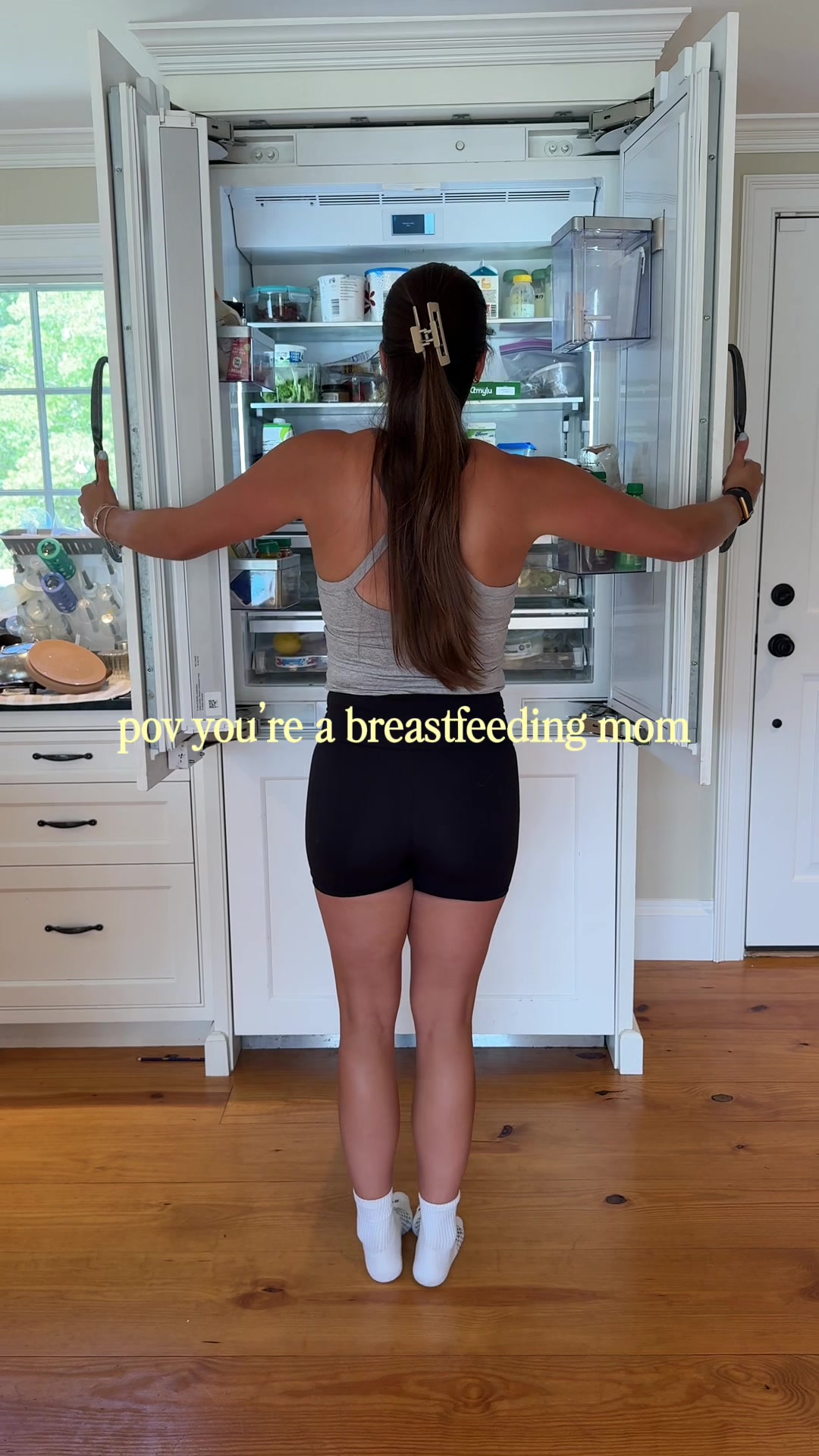 @Ari | Motherhood & Fitness