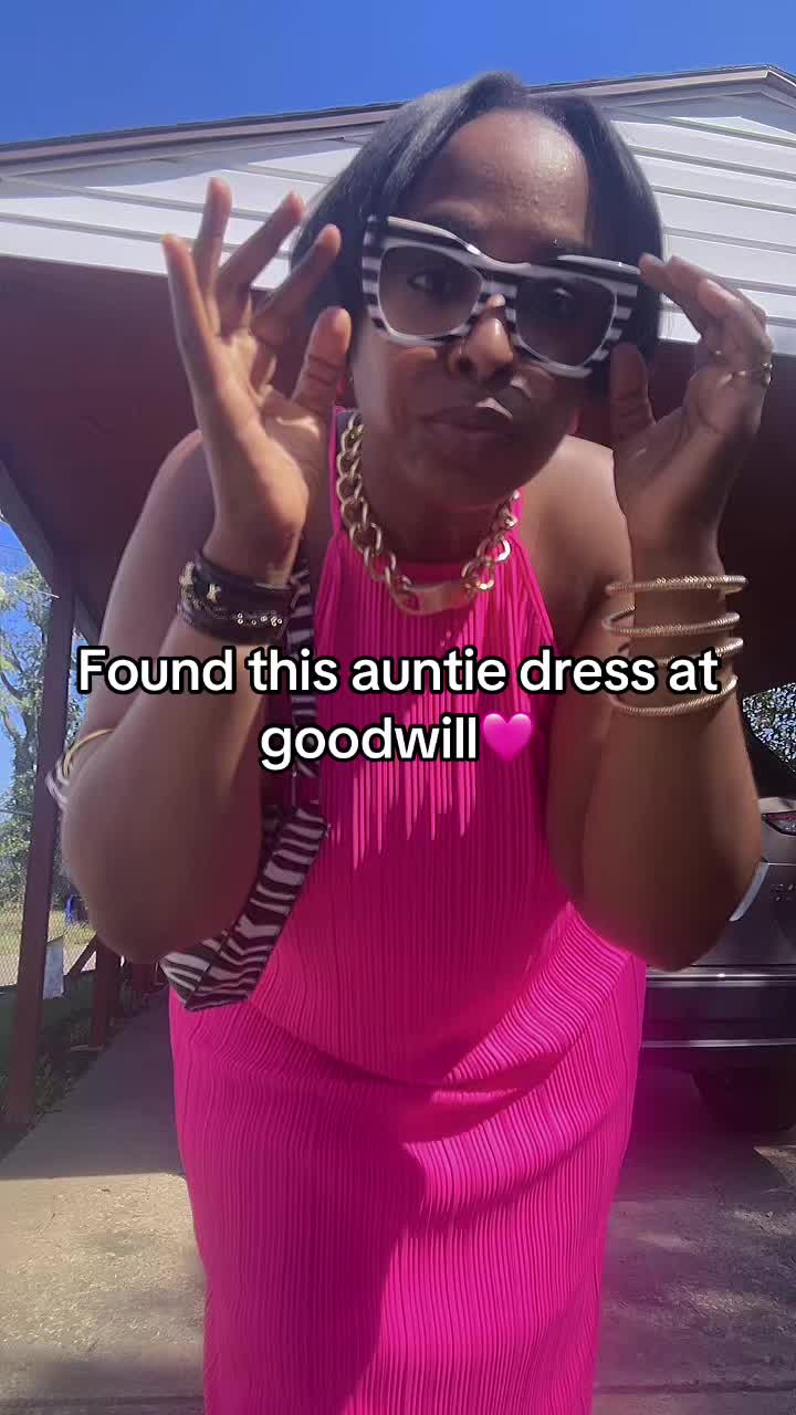 @Brittany: The flyest Auntie😎