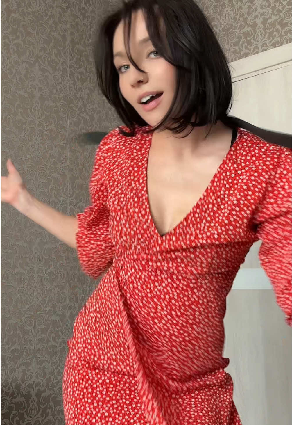 @𝐓𝐫𝐨𝐩𝐢c𝐚𝐧𝐚