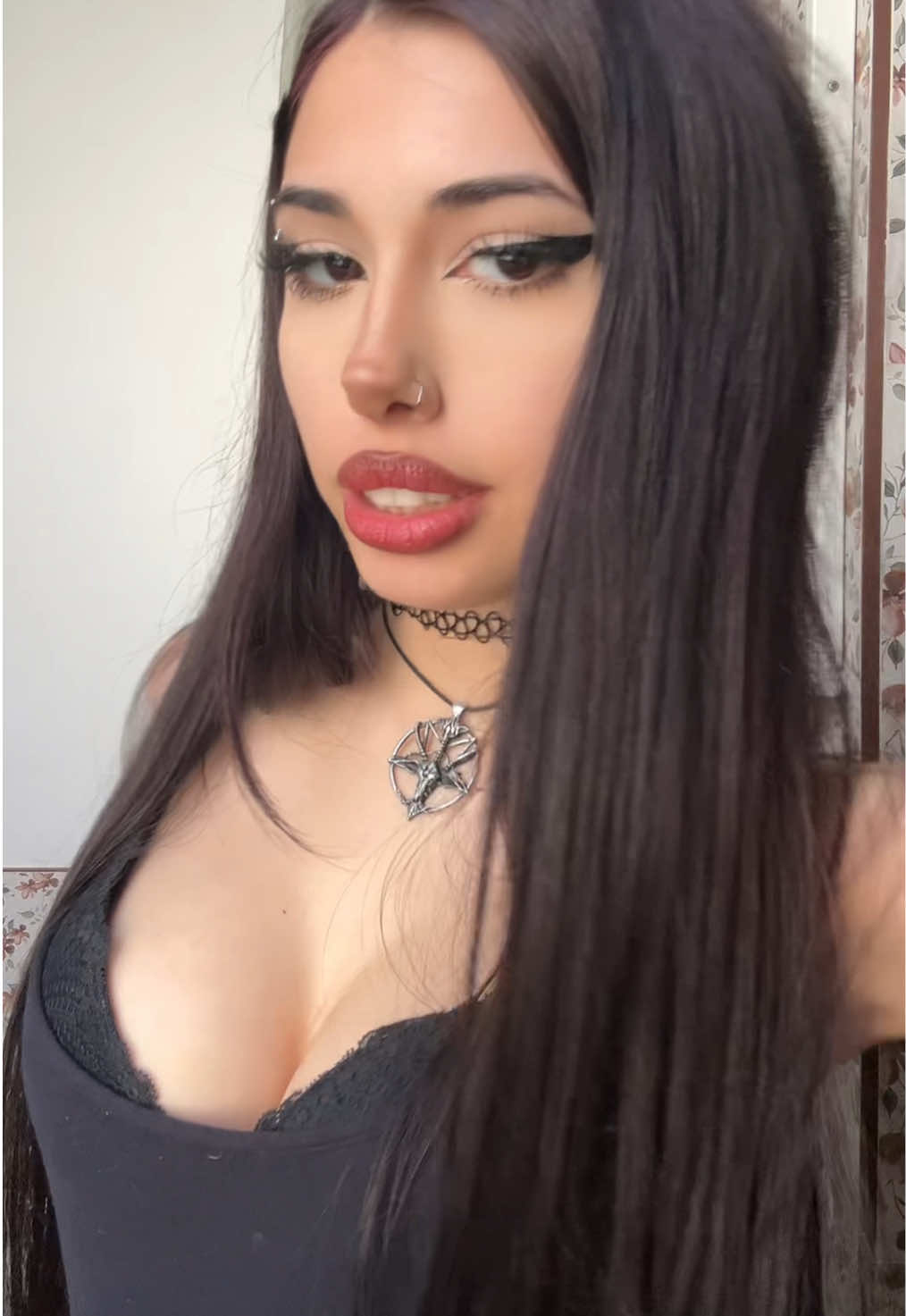 @isottaaa.p