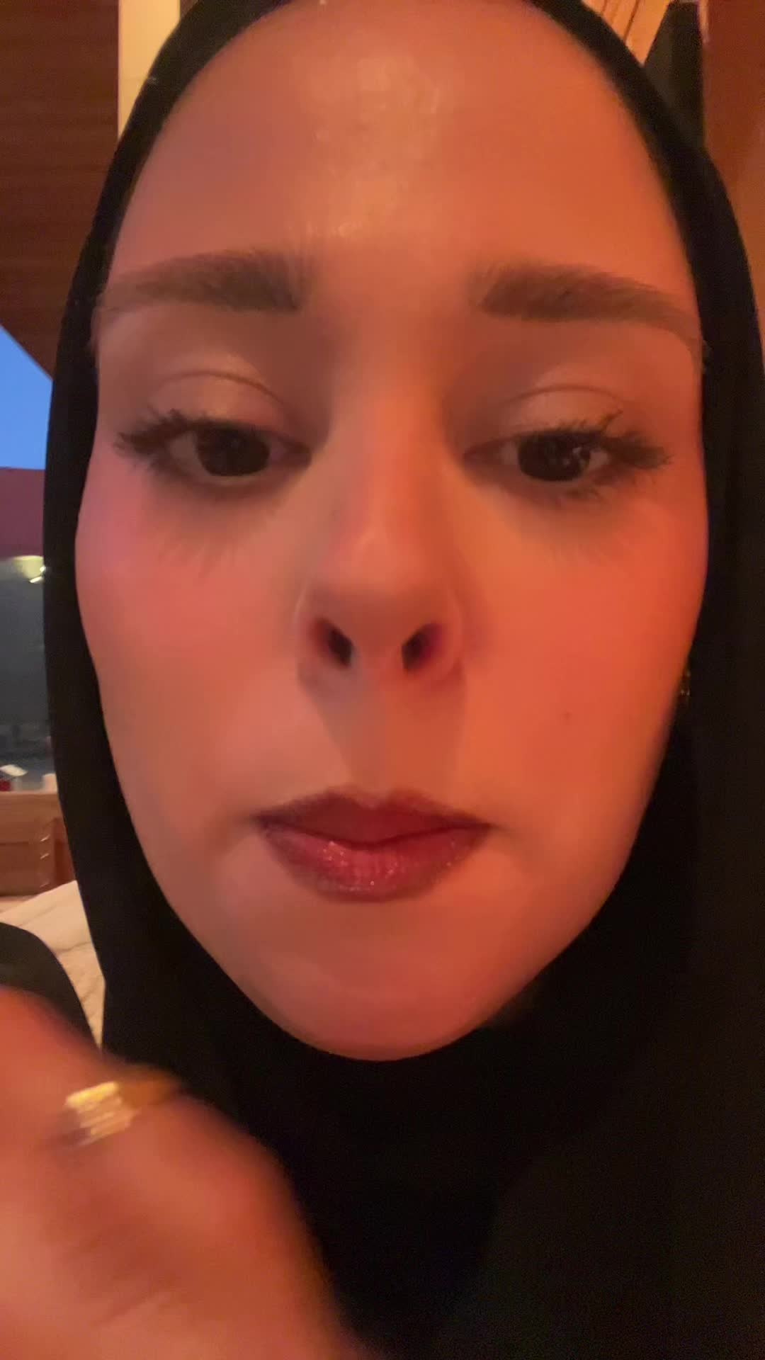 @rakuebb