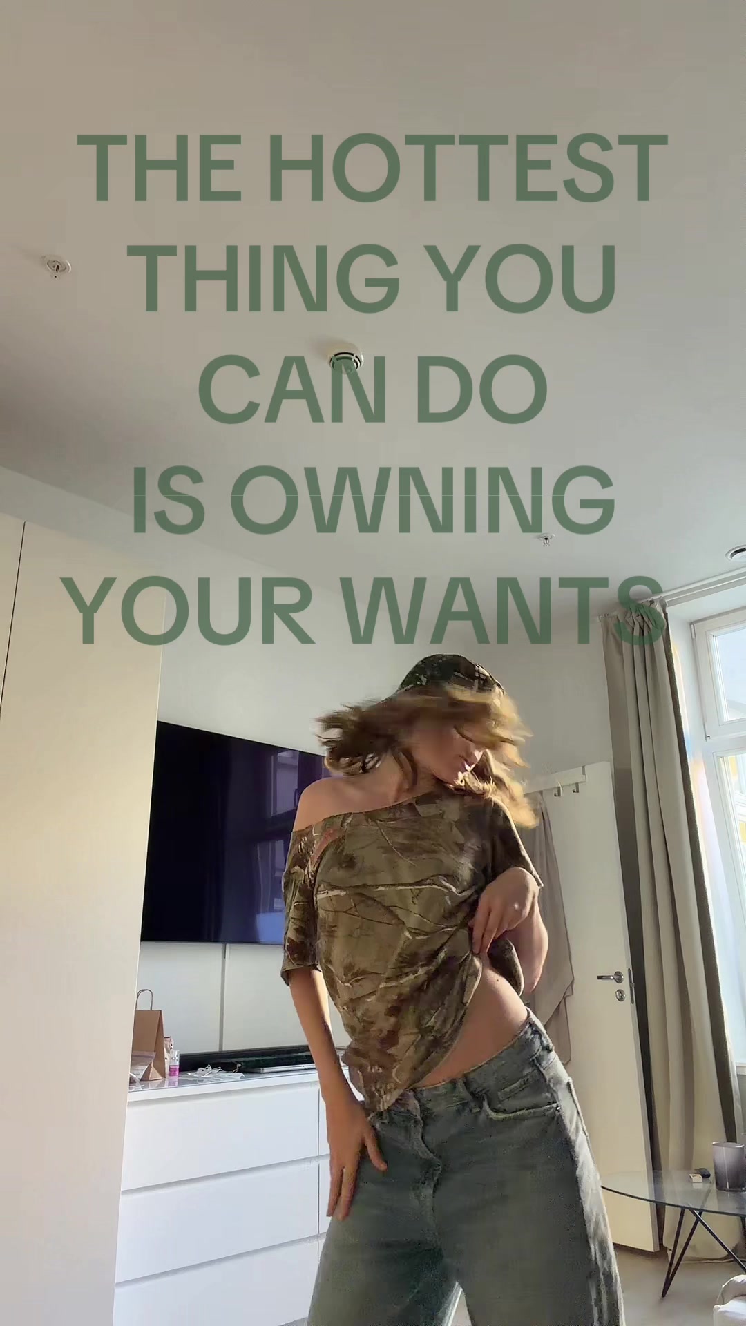 @ANNA8ELLE