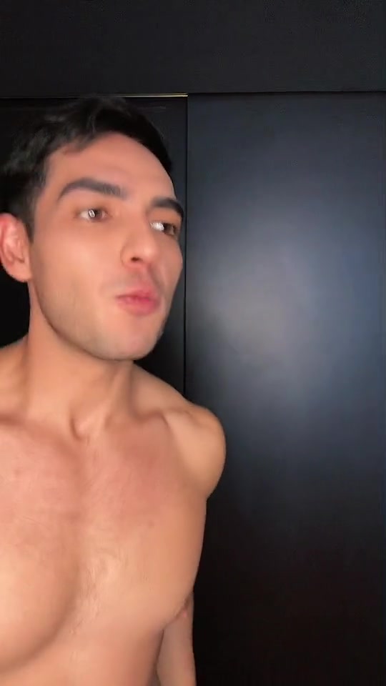 @León André Actor