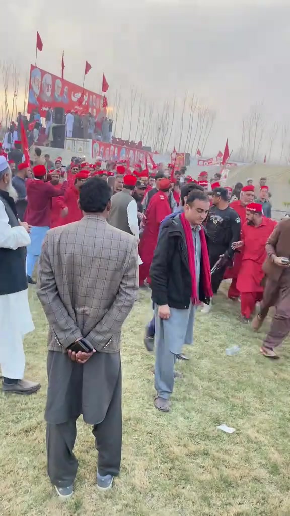 @Ameer Haider Khan hoti