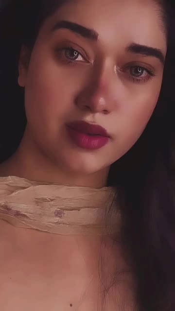 @glowing_Preet_