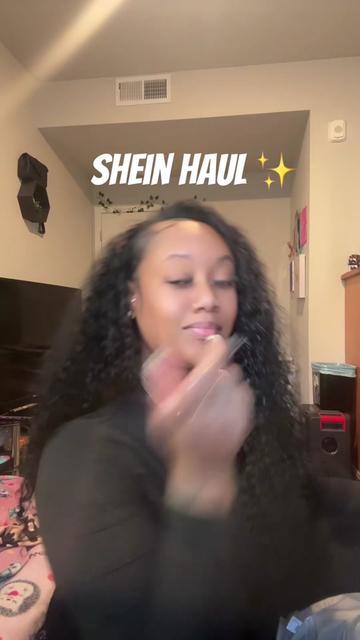 @Lay ✨