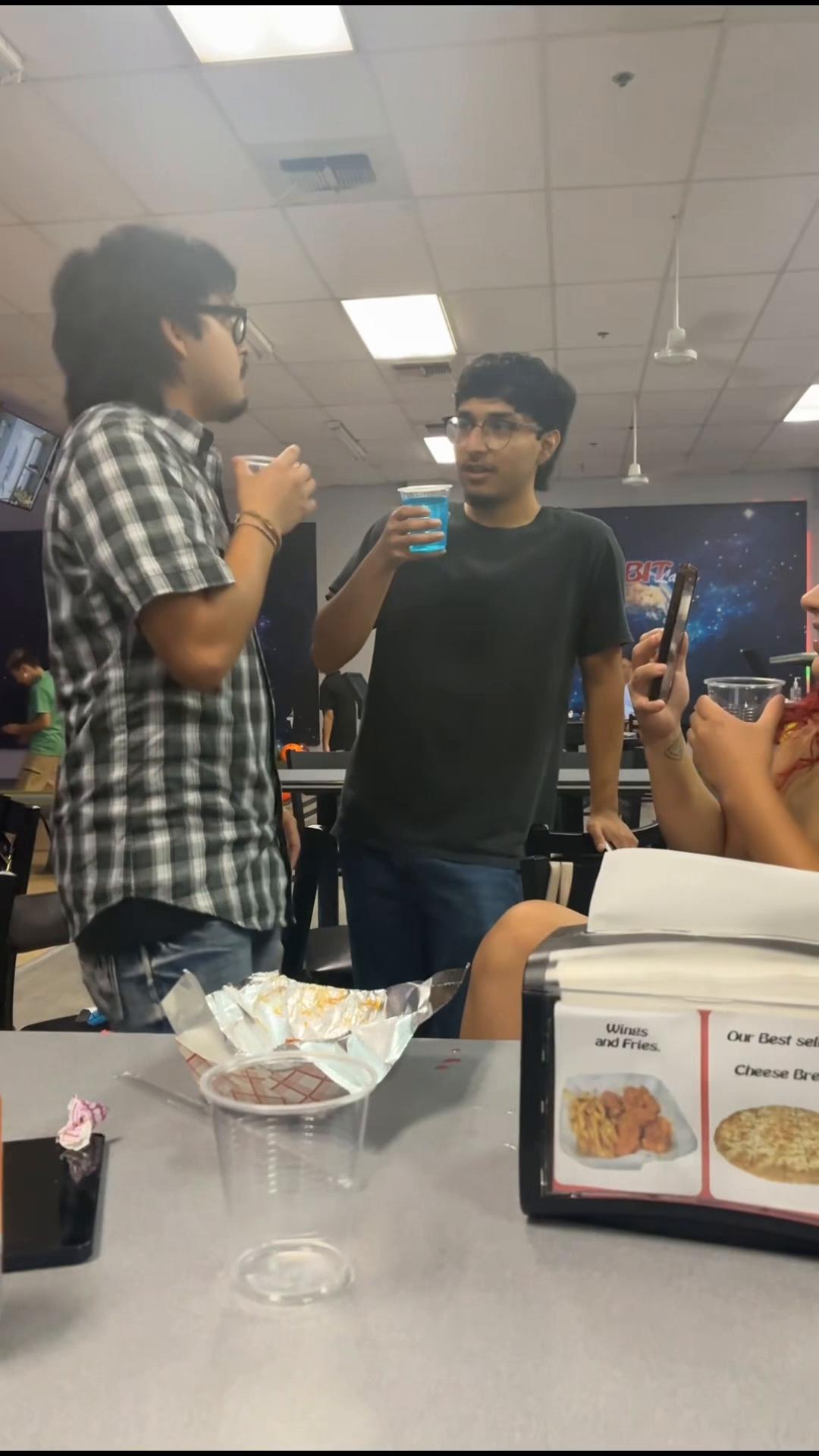 @𝒜𝓃𝒶𝒷𝑒𝓁 𝒢𝓊𝓏𝓂𝒶𝓃