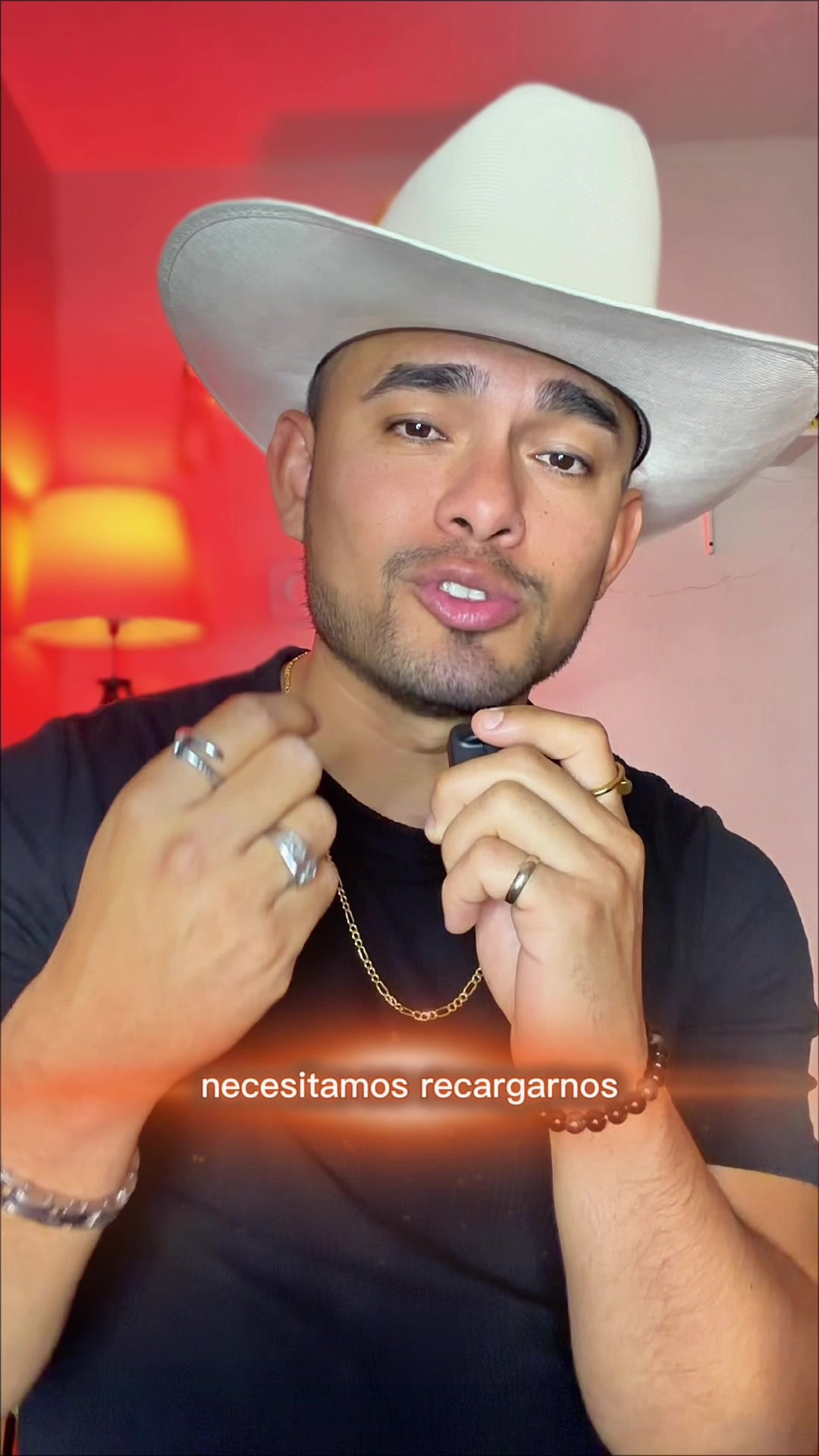 @Alex Uriostegui