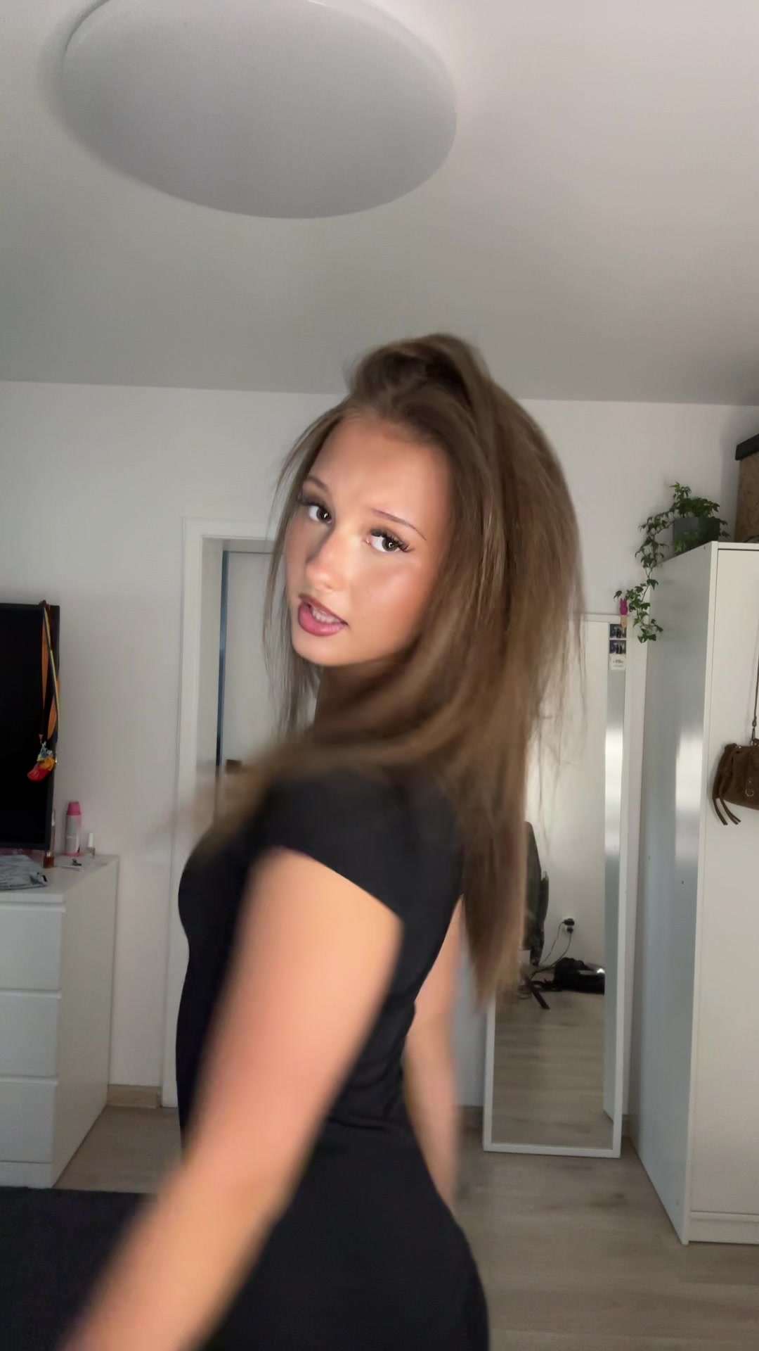 @nina_kubalak