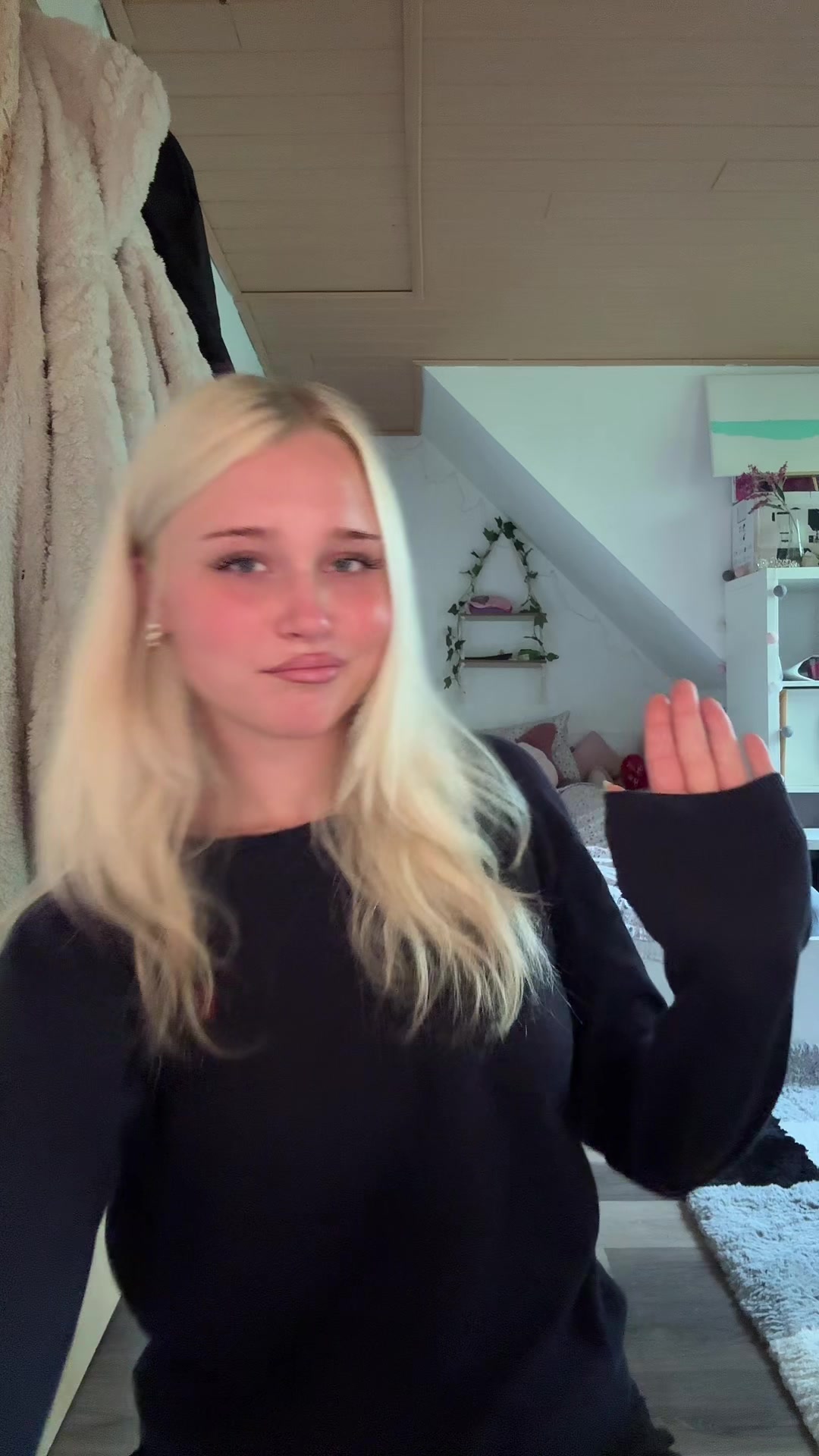 @Lana