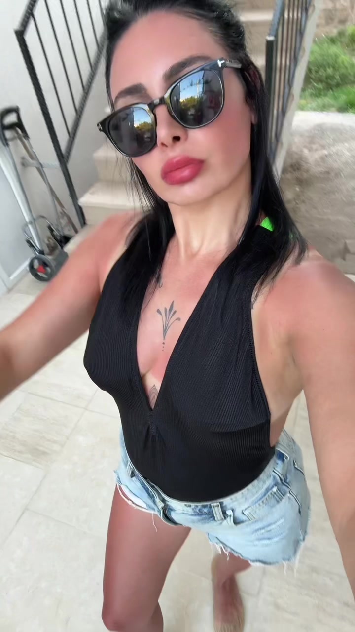 @Derya