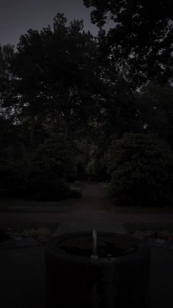 @⠀