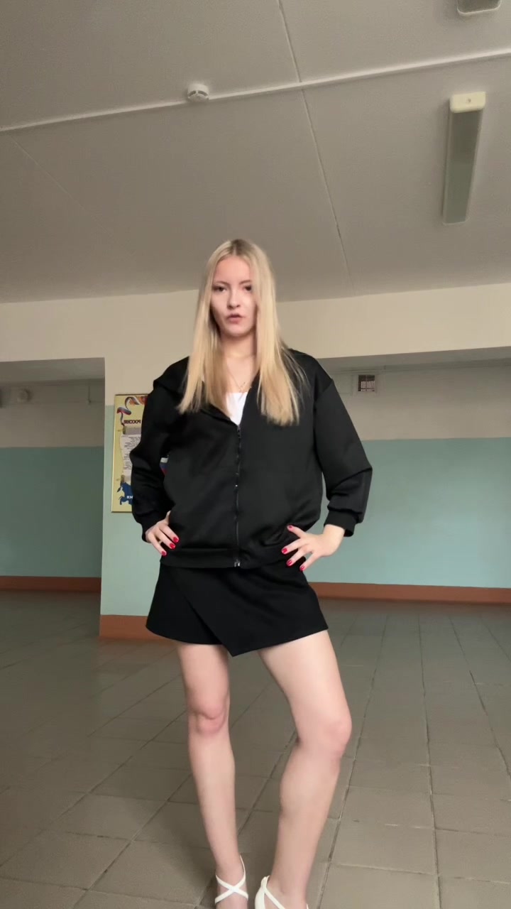 @Алинка🐰