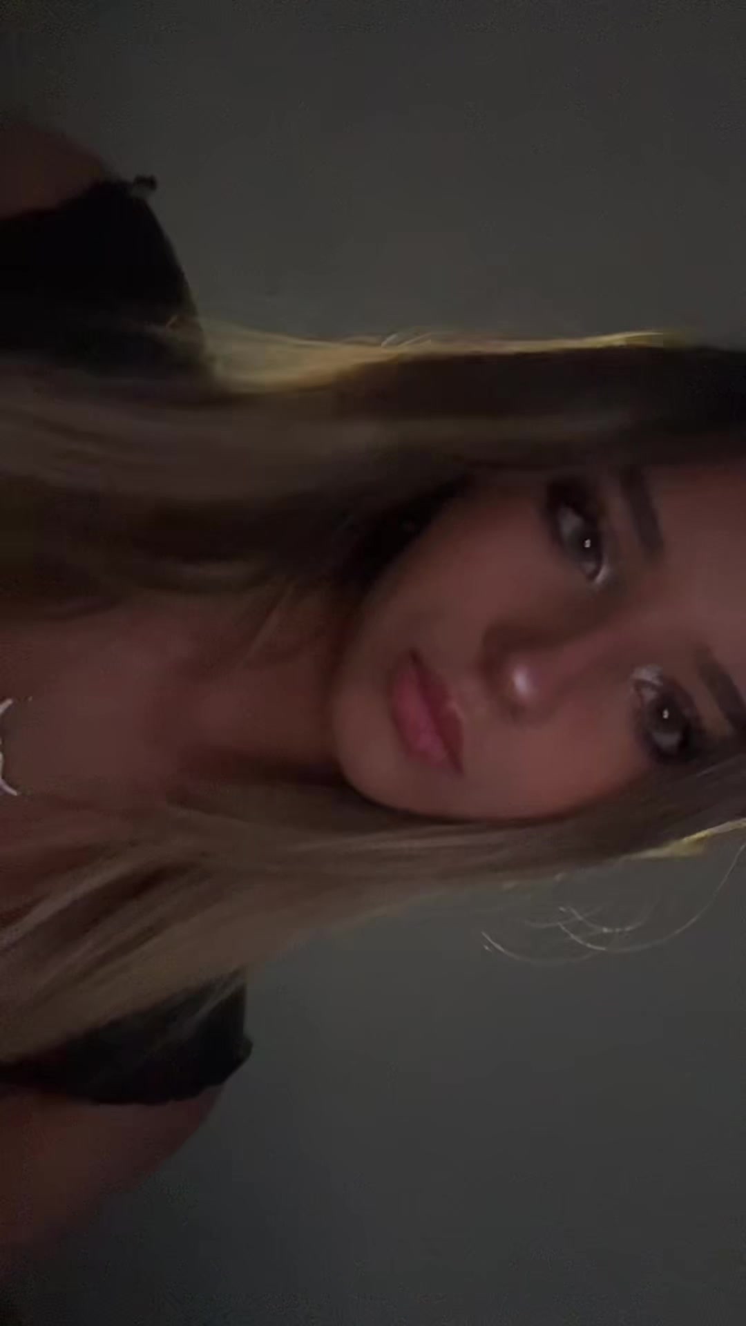 @𝑦𝑢𝑛𝑎
