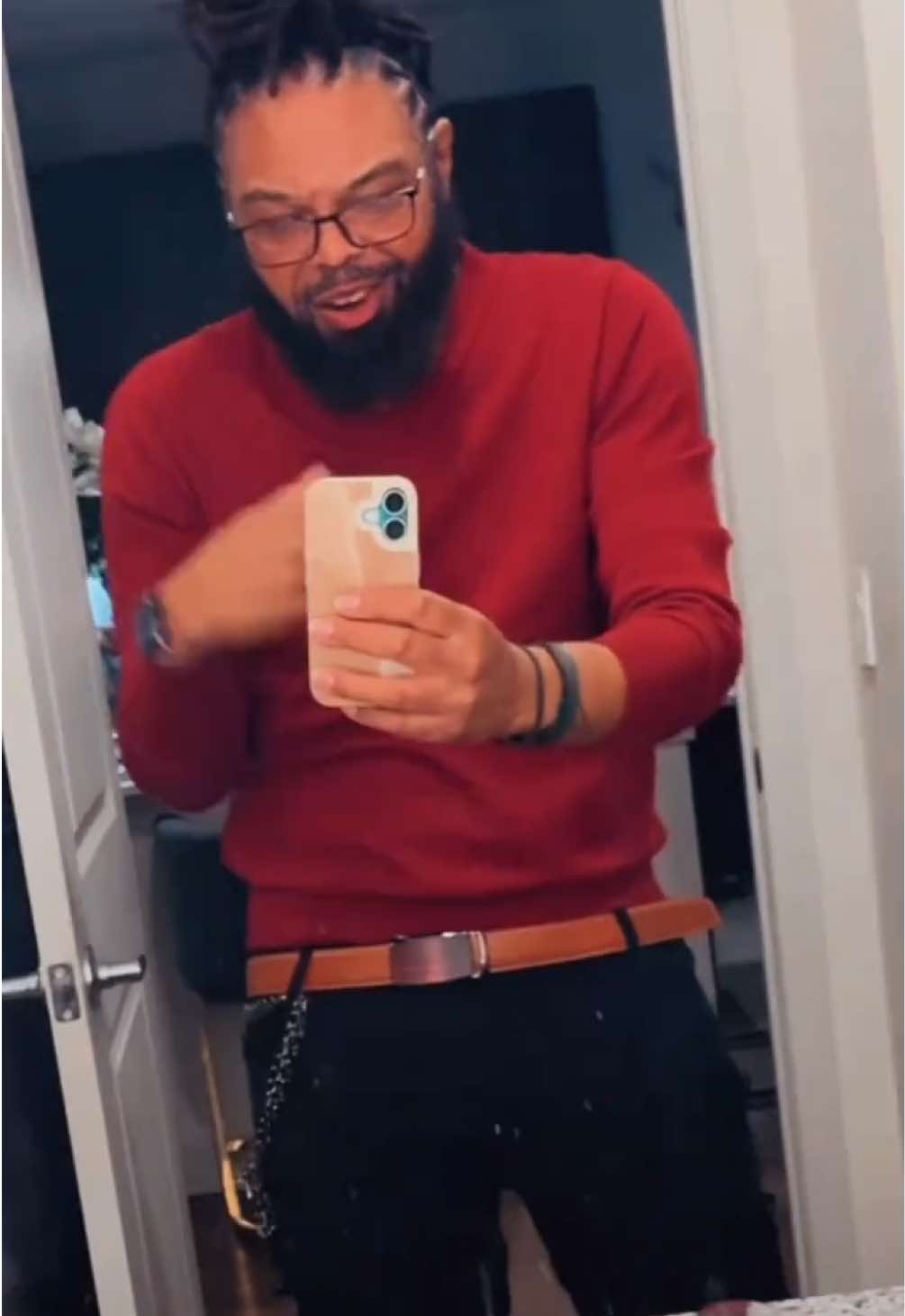 @Tee Que.TheHairPistol