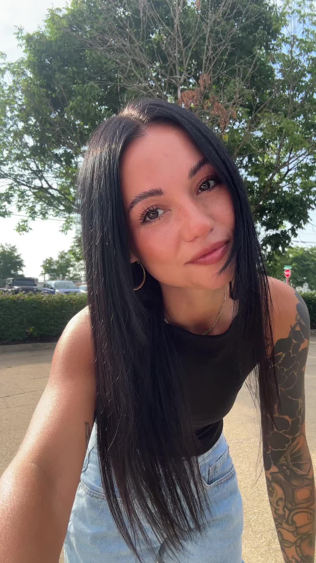 @Leahsharrrp
