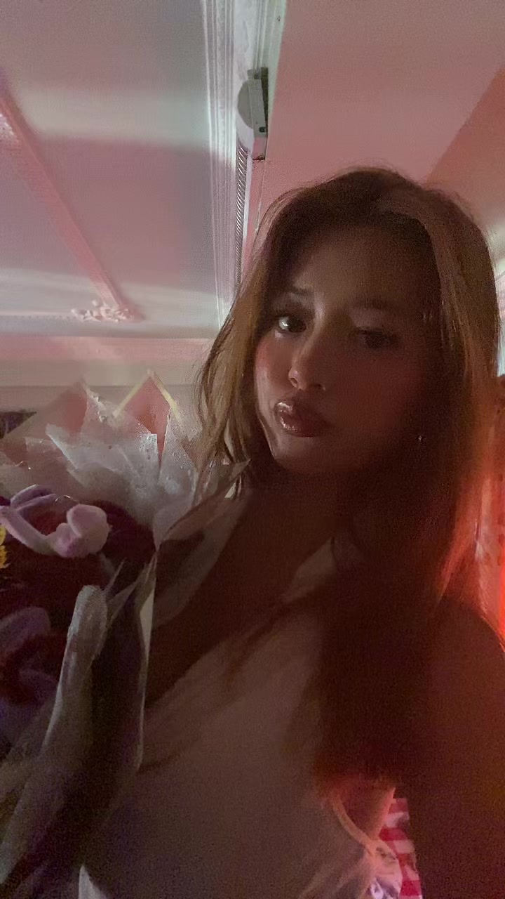 @Riri