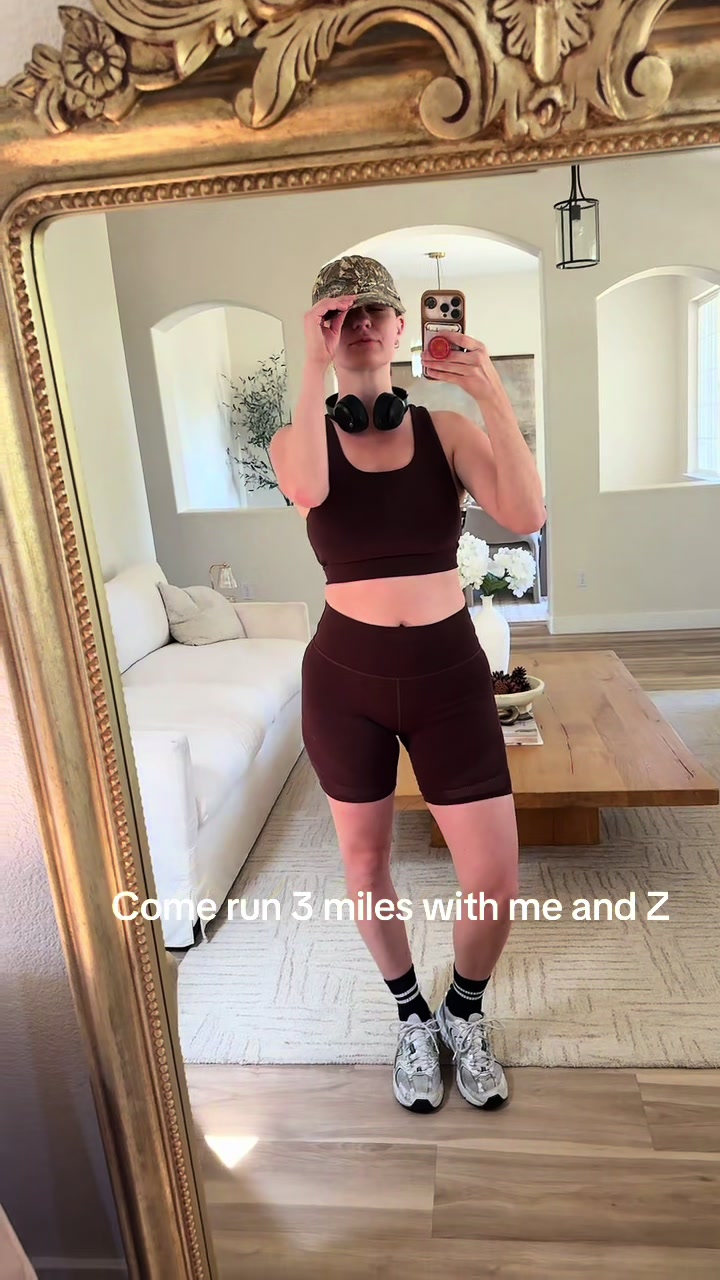 @naomiyepes