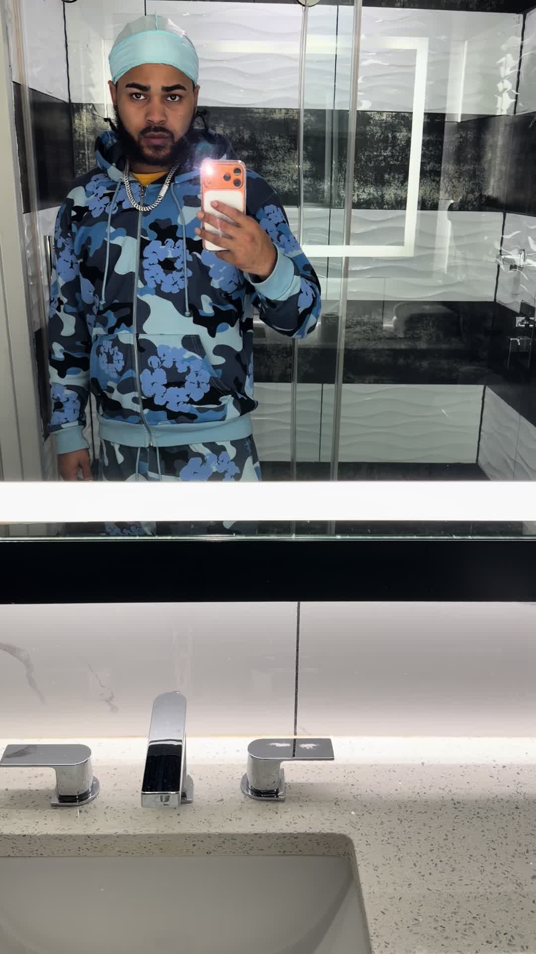 @Melsatan