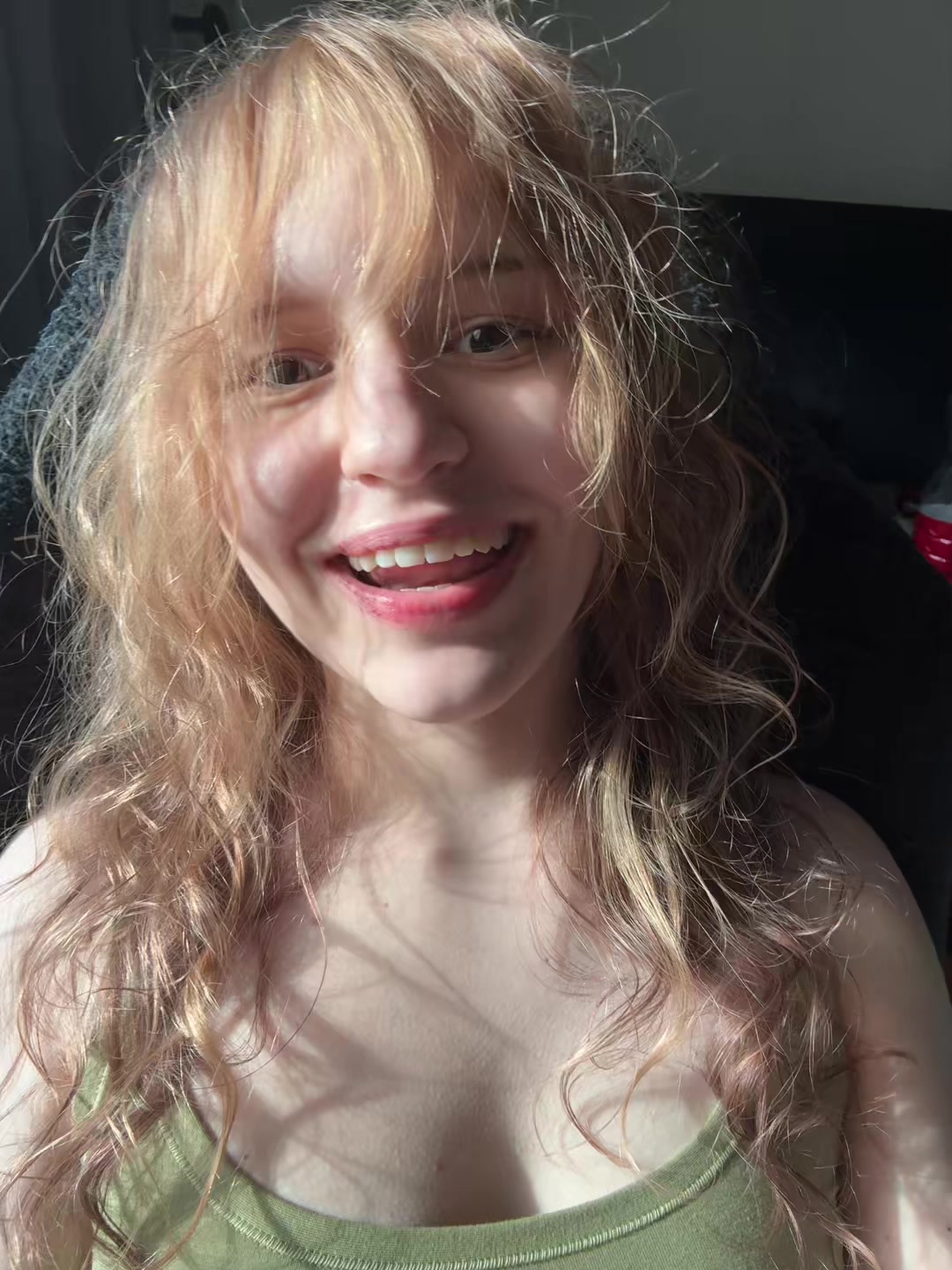 @антошка