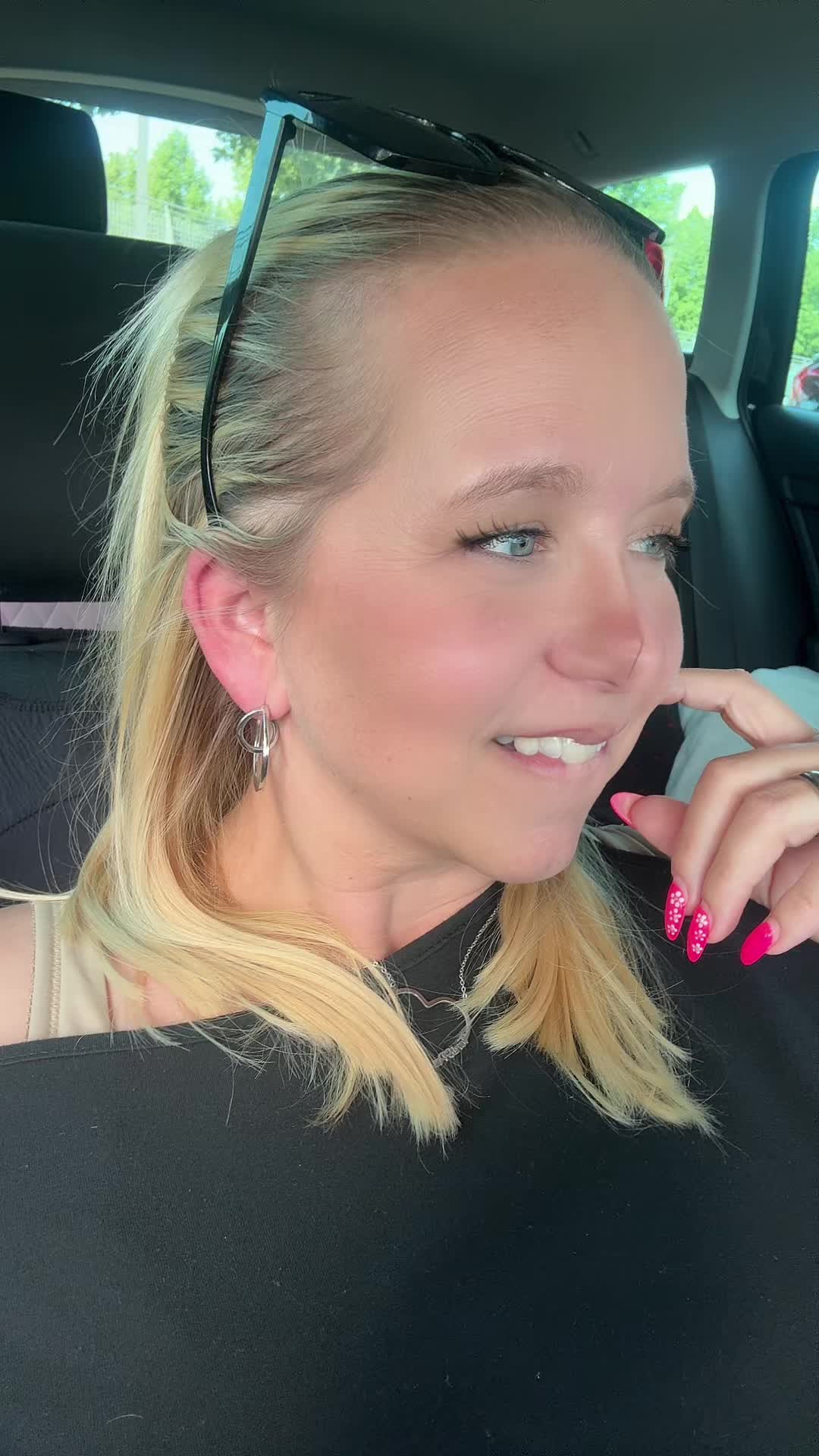 @kriskiss