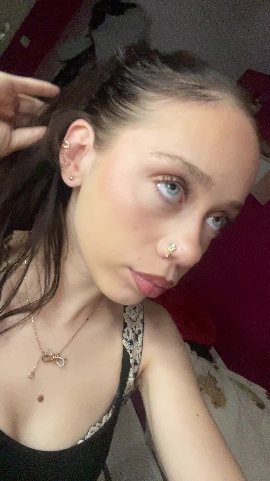 @𝒮𝒶𝓃𝒿𝒶 🎀