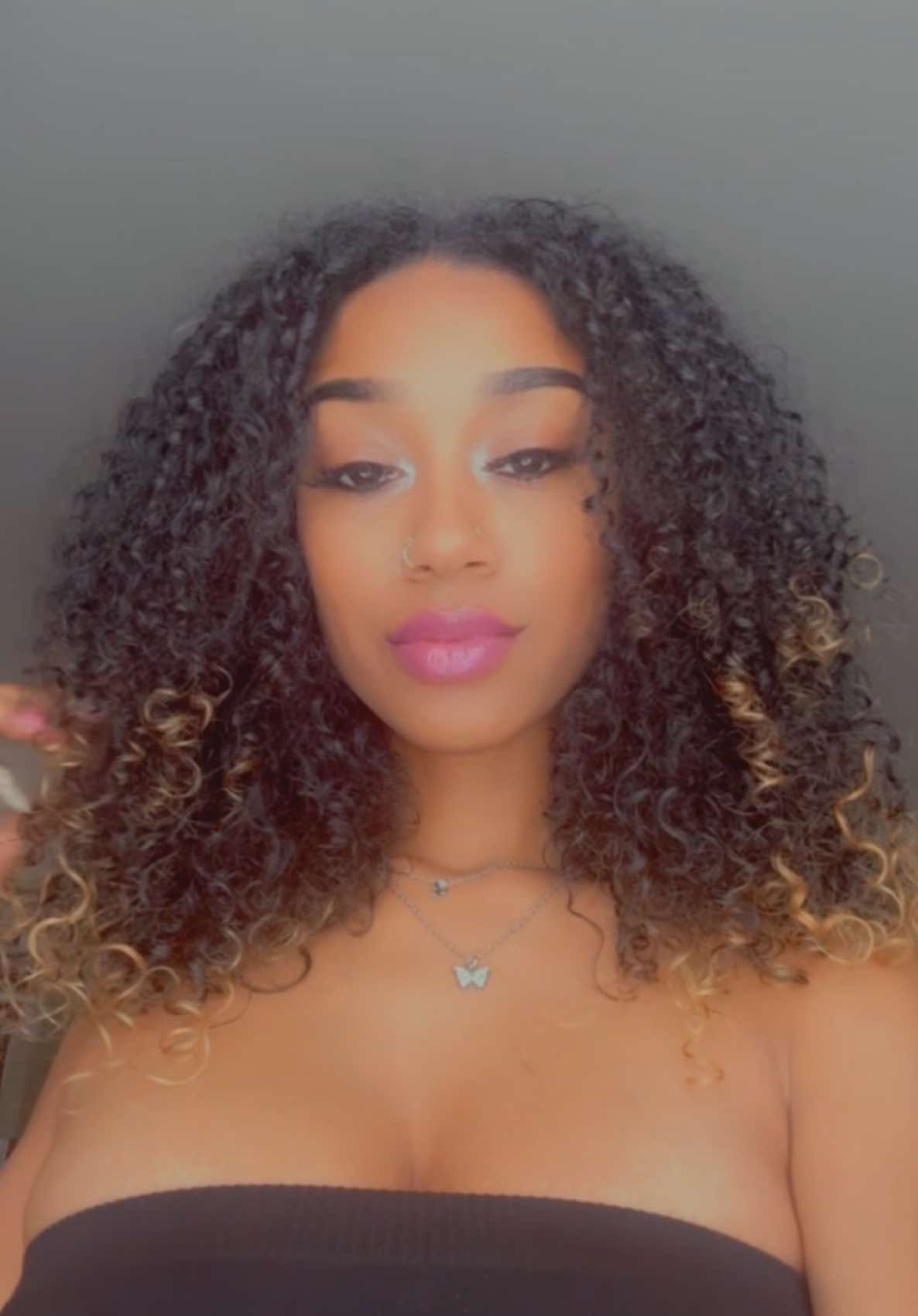 @CandyCane 🍭