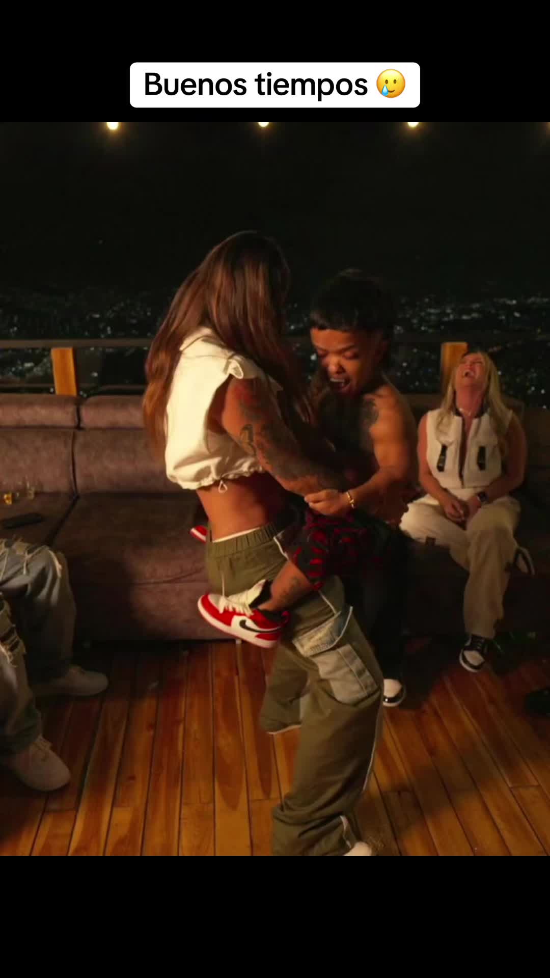 @Kickpov_