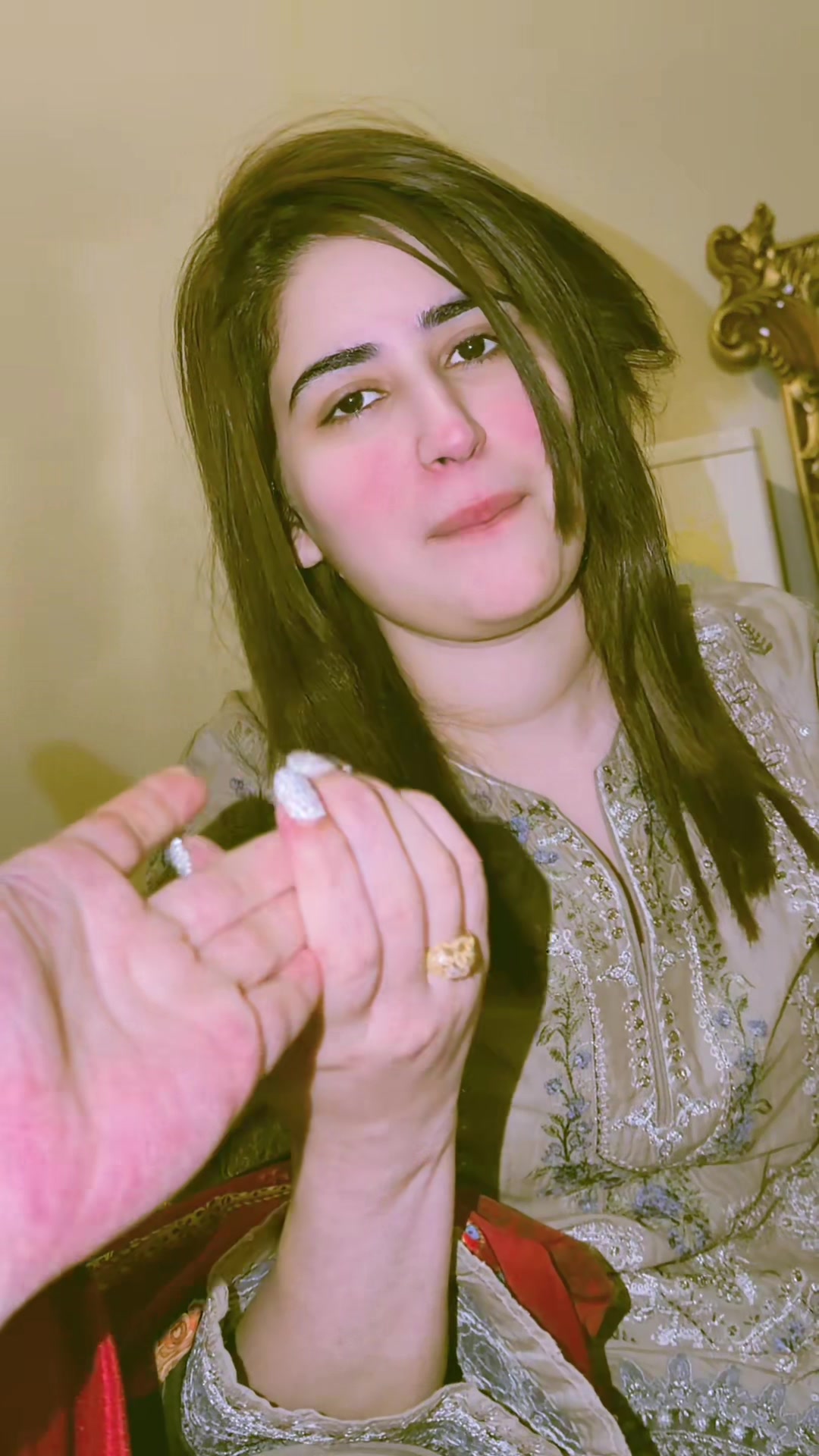 @Hooria Khan 🕊