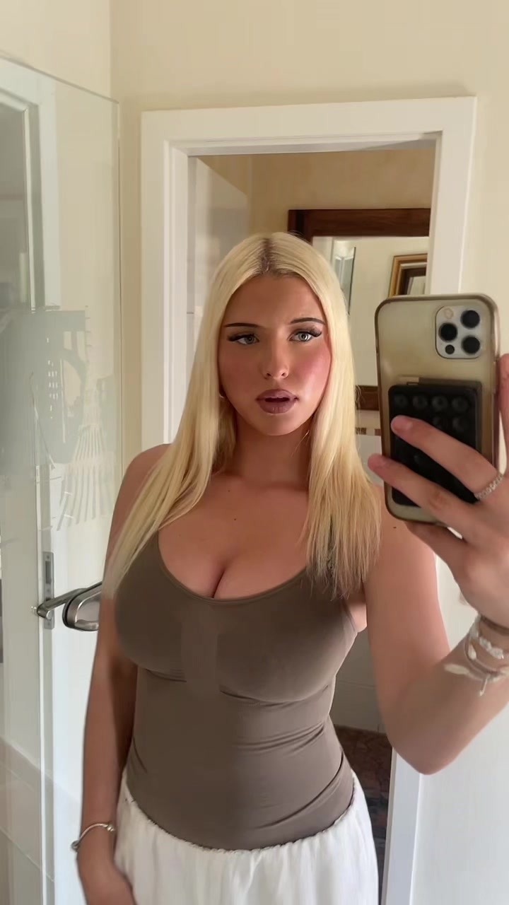 @𝐌𝐢𝐚