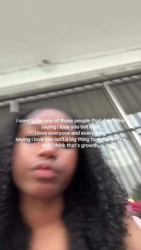 @destinee