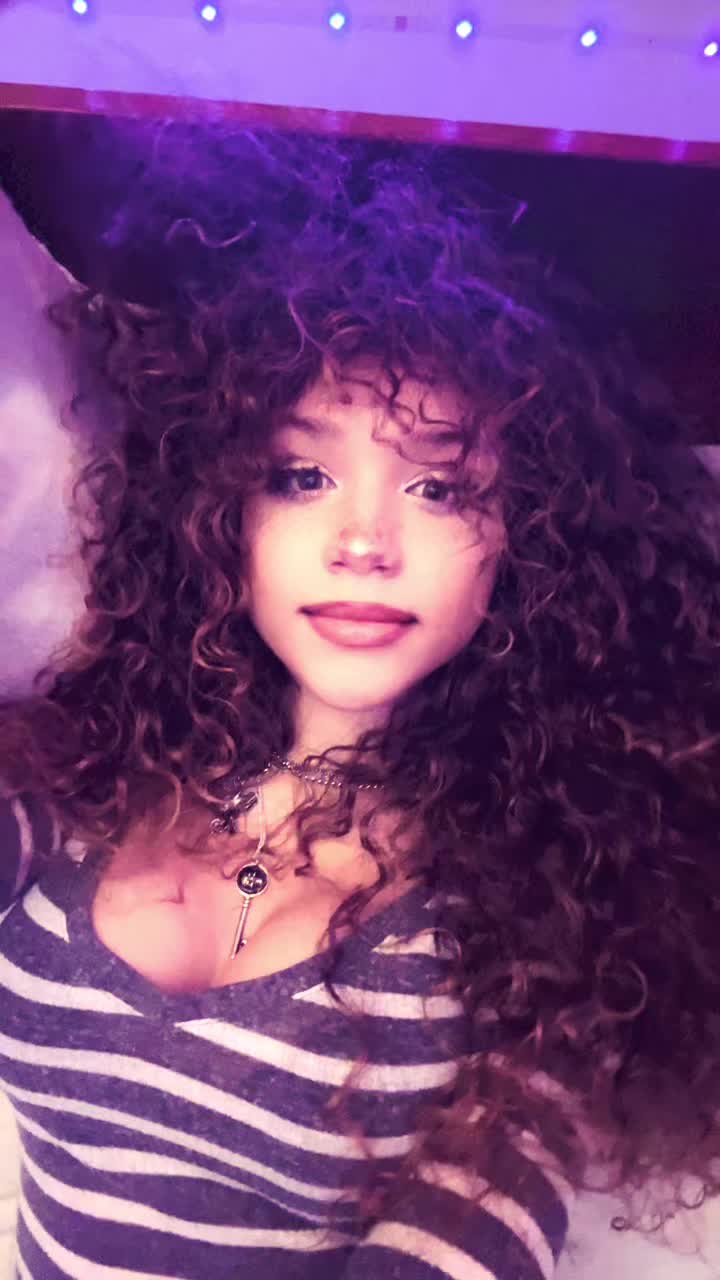 @curlycrazycutie